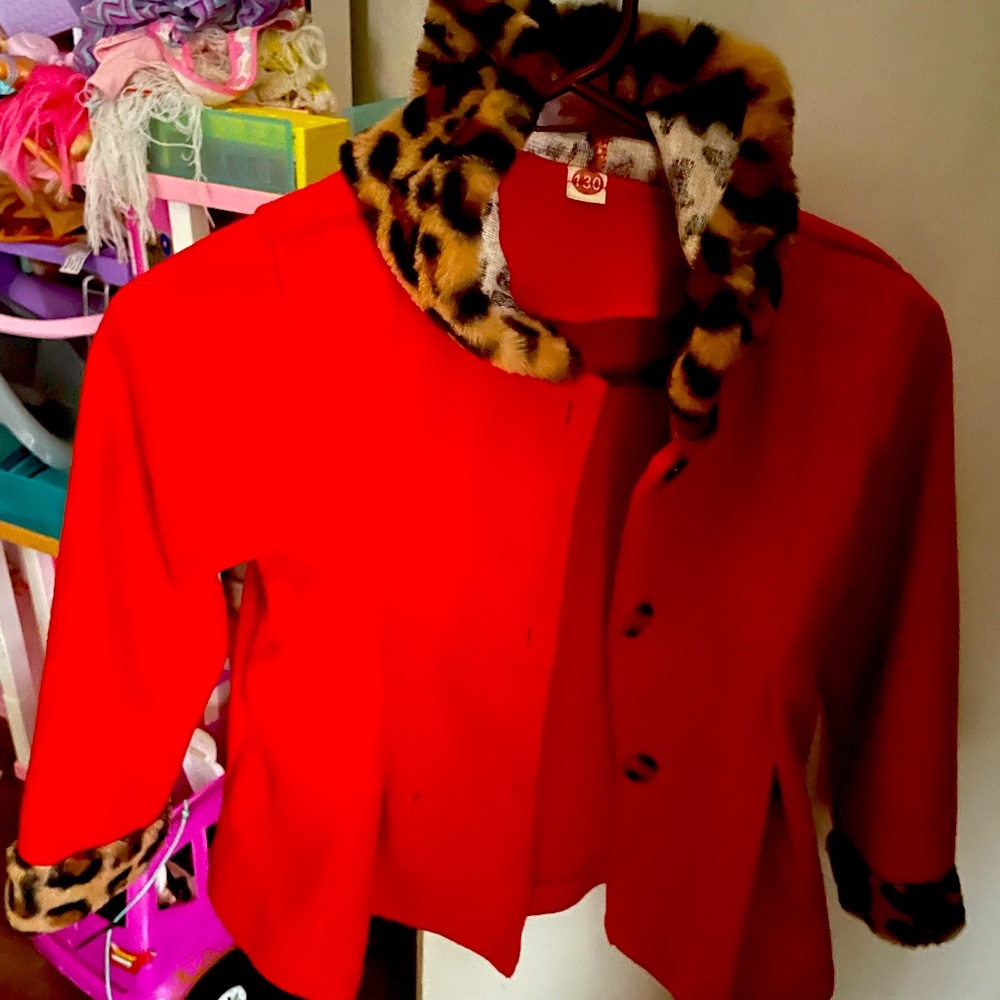Adorable children’s light coat